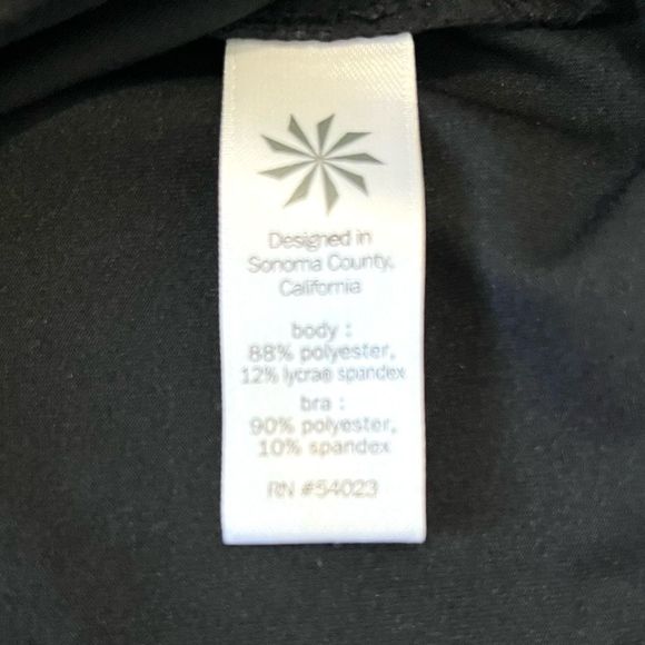 Athleta Tinker Tank 2 in Black Medium - Picture 8 of 8